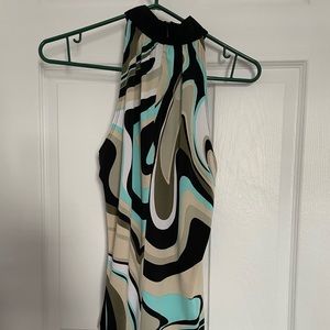 Womens sleeveless blouse. Very good condition. Size small.